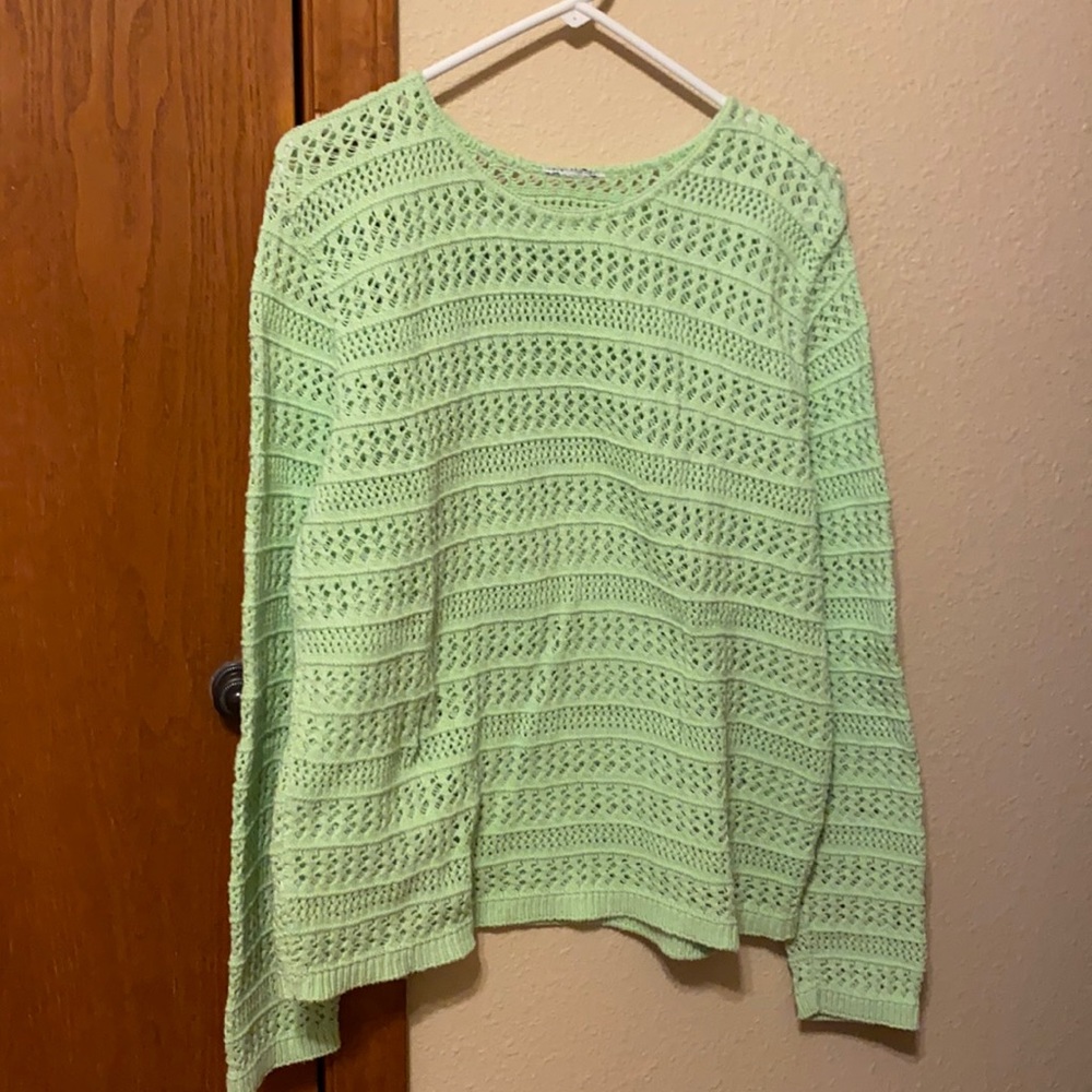 Pretty light green sweater